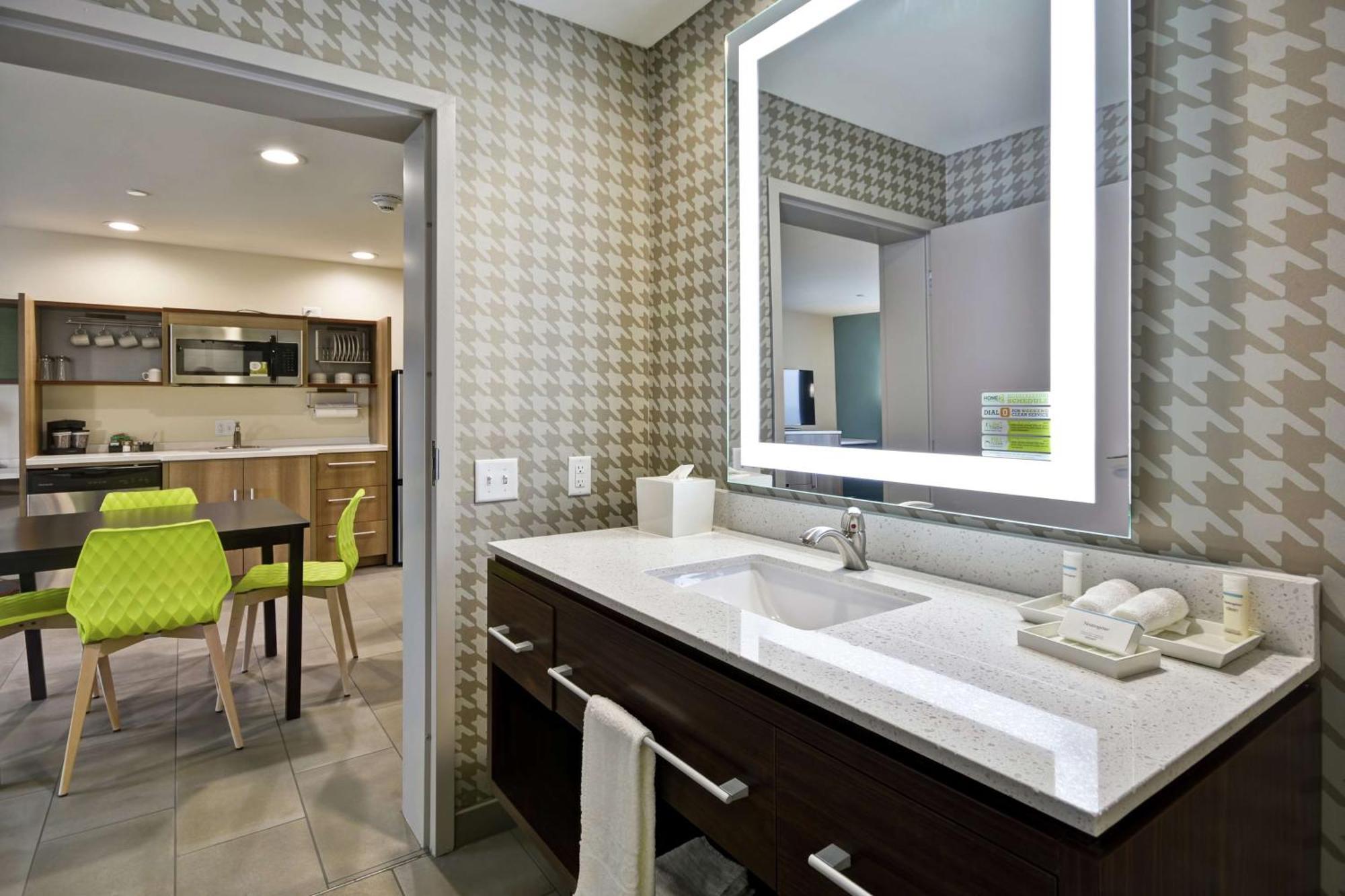 Home2 Suites By Hilton Texas City Houston Esterno foto